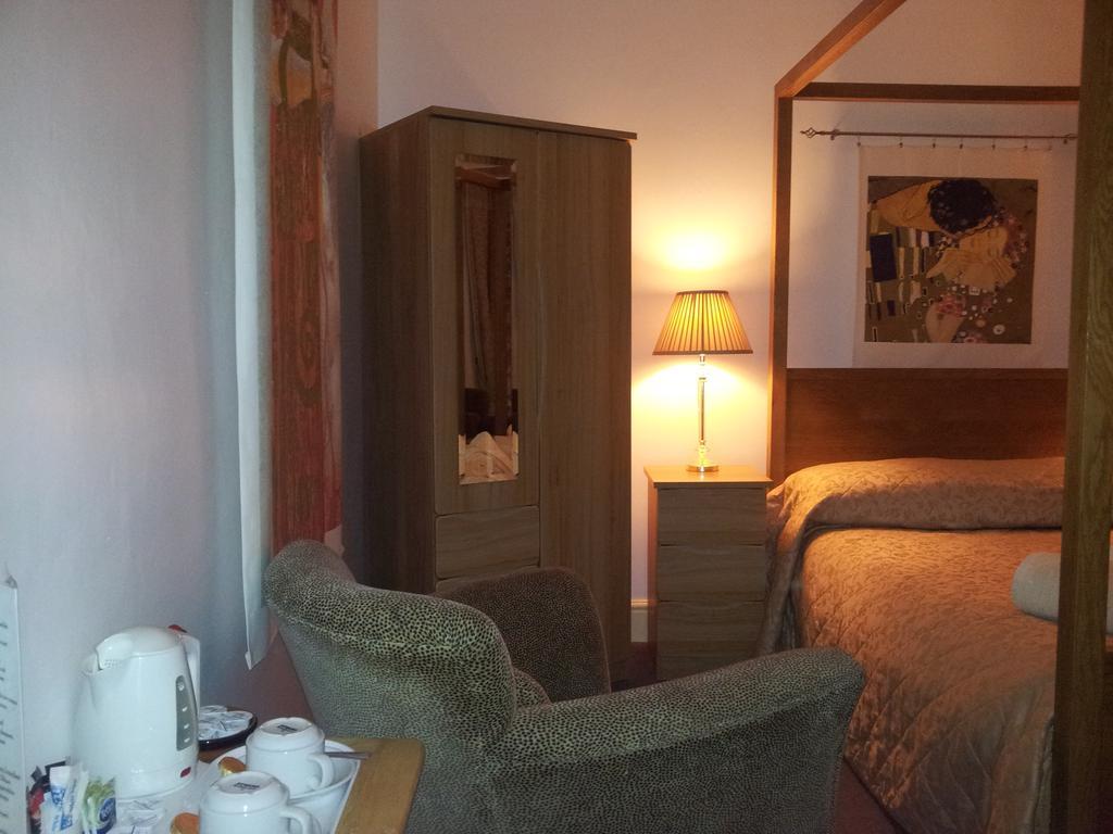 Tintagel Arms Bed And Breakfast Buitenkant foto