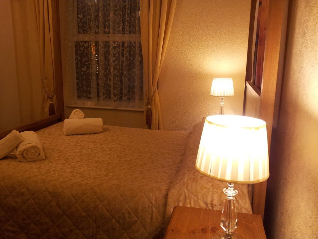 Tintagel Arms Bed And Breakfast Buitenkant foto