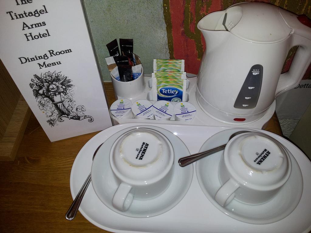 Tintagel Arms Bed And Breakfast Buitenkant foto